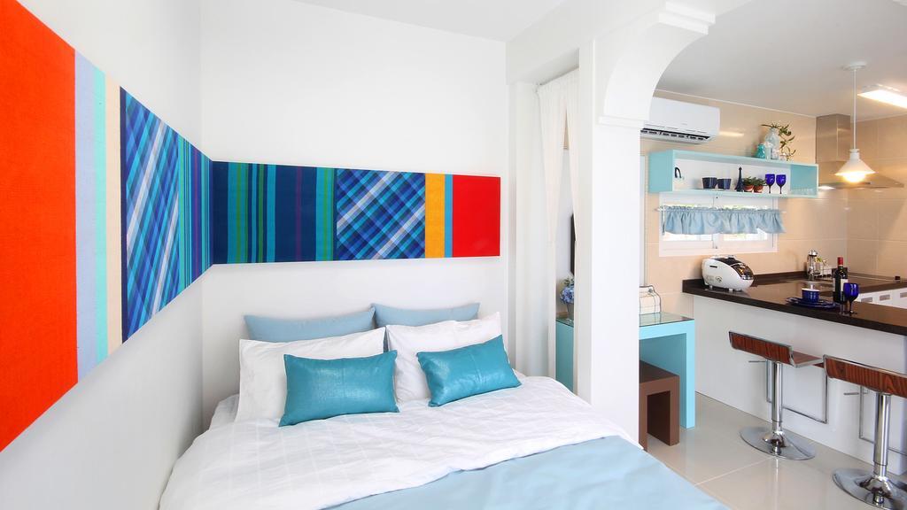 Blue & White Pension نامهاي المظهر الخارجي الصورة