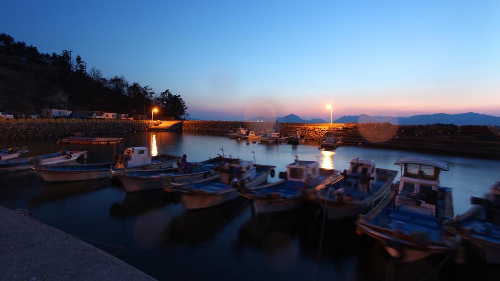 Blue & White Pension نامهاي المظهر الخارجي الصورة