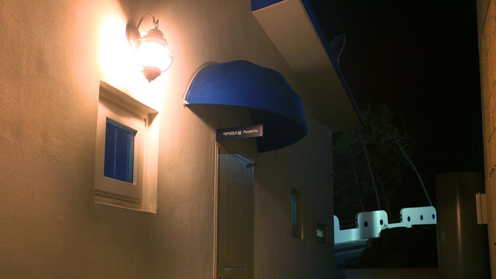 Blue & White Pension نامهاي المظهر الخارجي الصورة