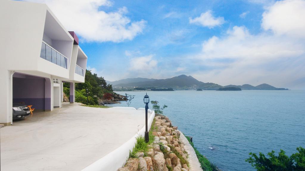 Blue & White Pension نامهاي المظهر الخارجي الصورة